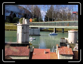 P.idf.seb 162 * 640 x 480 * (56KB)
